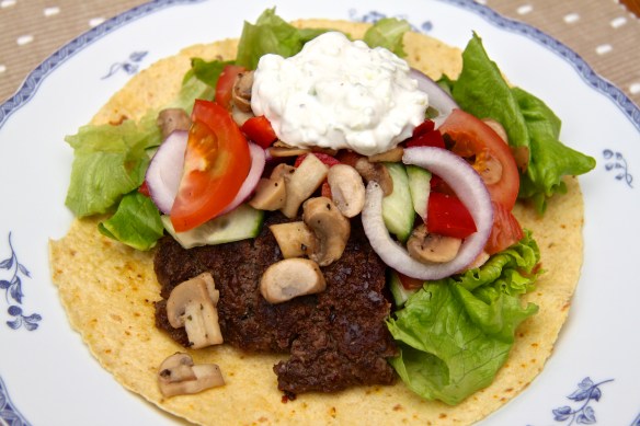 Pönnubuff í grískri tortillu