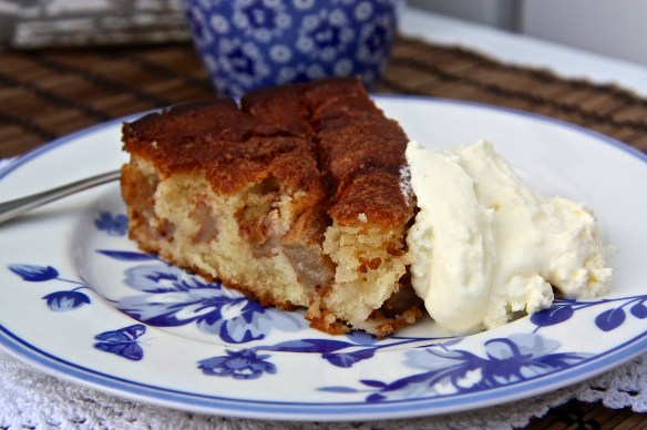 Eplakaka með rjómaosti