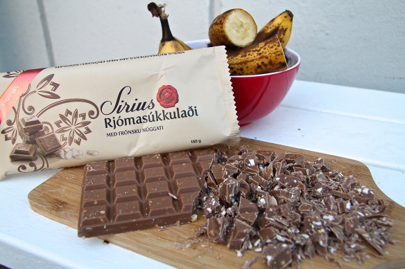 Bananakaka með núggatsúkkulaði